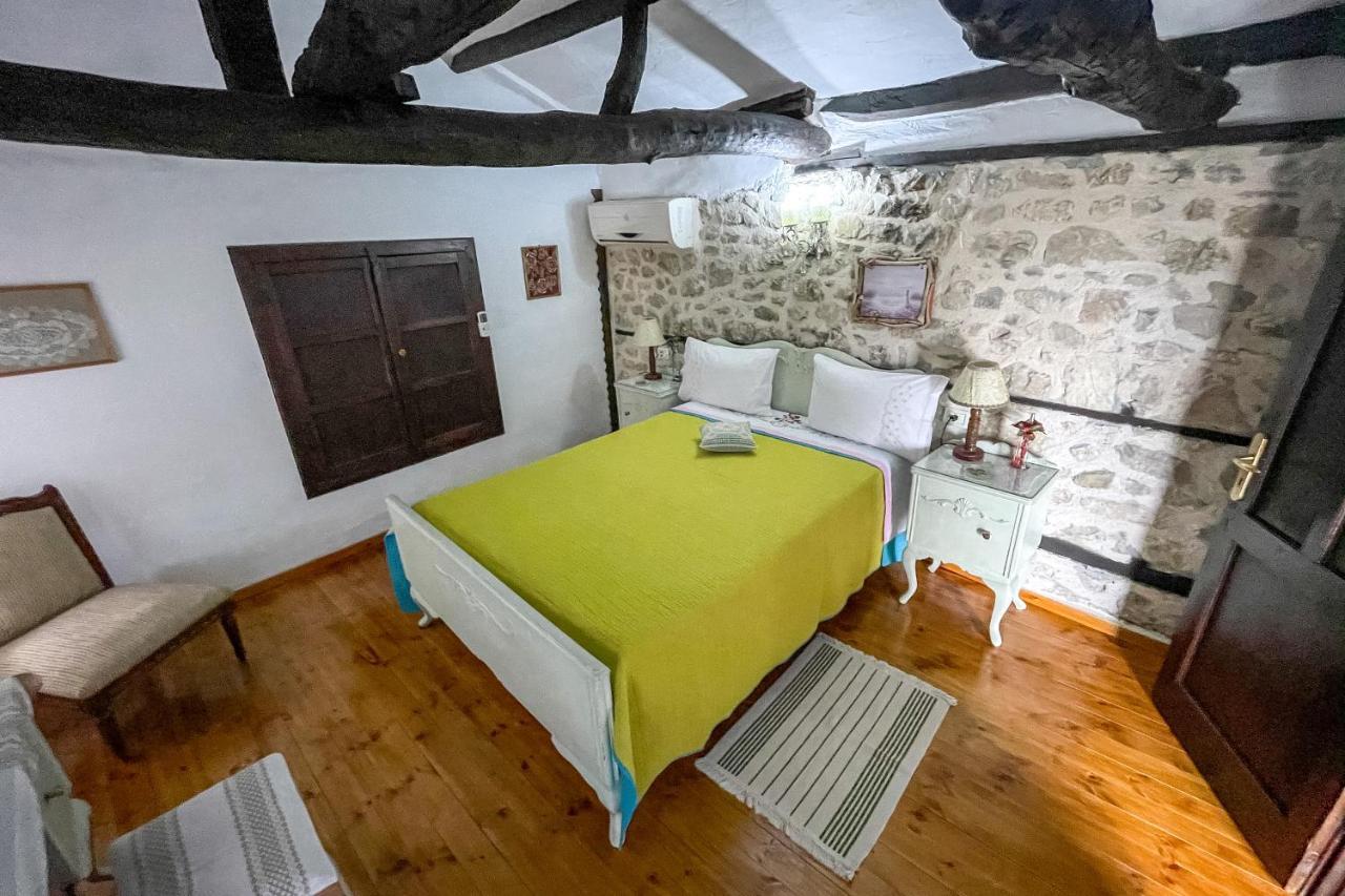 Bujtina Kodiket Guesthouse Berat Exterior photo